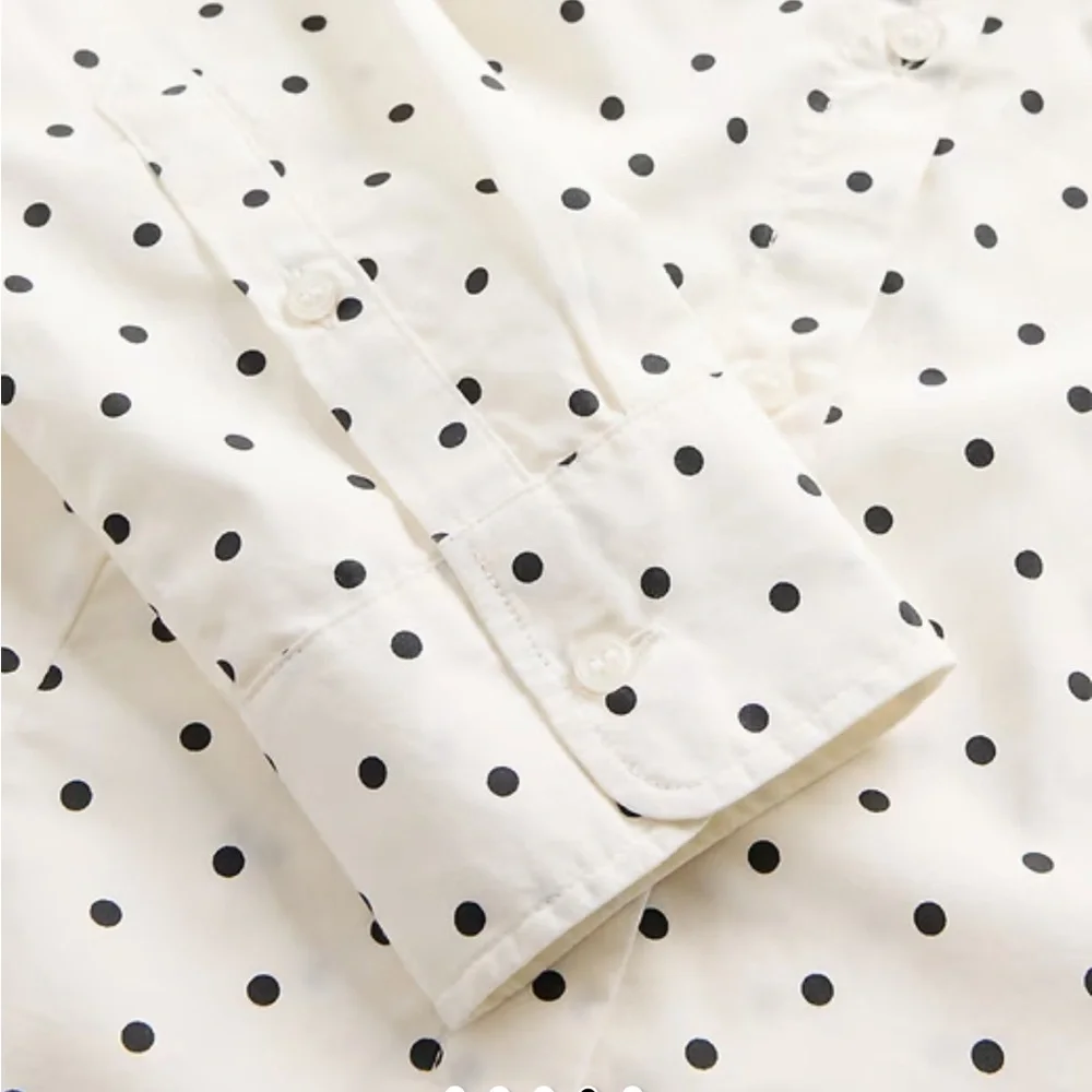GAP Ivory and Black Polka Dot Button Down Shirt - Picture 4 of 8